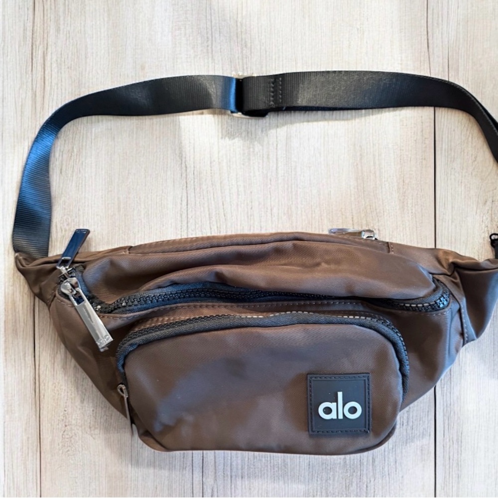 ALO Yoga nylon fanny pack